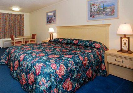 Austin Town Inn Austintown Cameră foto